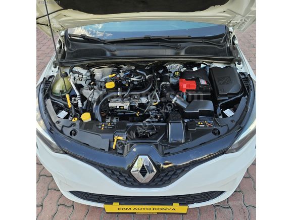 2021 CLIO5! OTAMATİK! HATASIZ! BOYASIZ! TESLA EKRANLI!