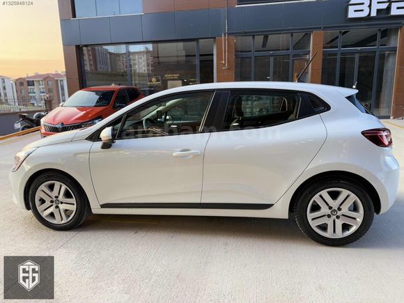 E.G AUTO"DAN HATASIZ TRAMERSİZ BAKIMLI TESLA EKRANLI