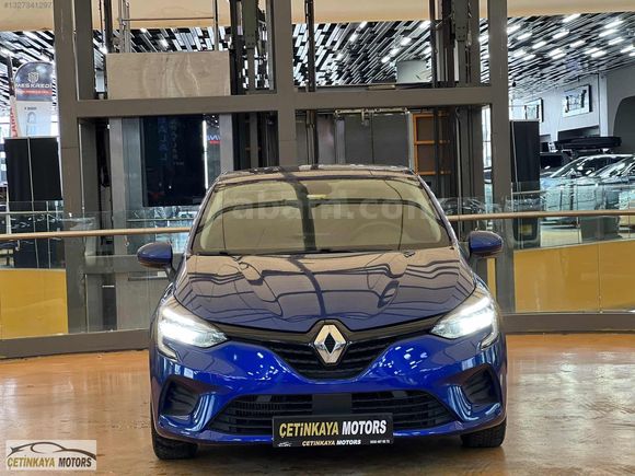 2022 CLİO 1.0TCE 90 HP LASMAN RENK TESLA EKRAN
