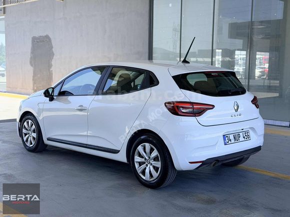 BERTA-2022 RENAULT CLİ0 1.0 TCE TESLA HATASIZ 295.000TL KREDİ