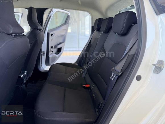 BERTA-2022 RENAULT CLİ0 1.0 TCE TESLA HATASIZ 295.000TL KREDİ