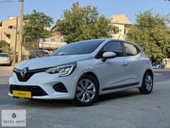 SEZAİ AUTO'DAN 2021 CLİO 1.0 TCE OTOMATİK TESLA EKRANLI