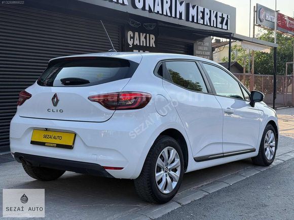SEZAİ AUTO'DAN 2021 CLİO 1.0 TCE OTOMATİK TESLA EKRANLI