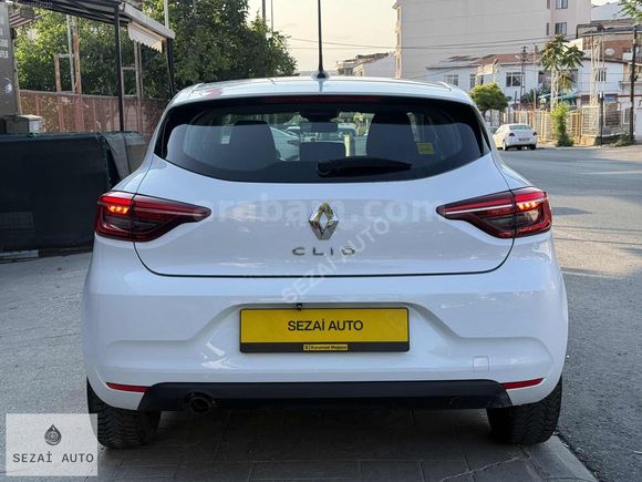 SEZAİ AUTO'DAN 2021 CLİO 1.0 TCE OTOMATİK TESLA EKRANLI