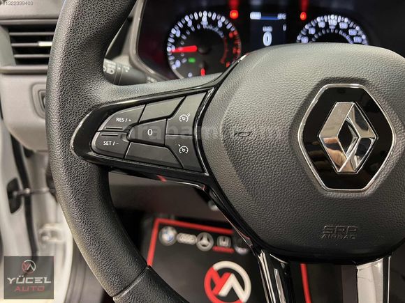 HATASIZ BOYASIZ 2022 MODEL RENAULT CLİO TESLA EKRAN GERİ GÖRÜŞ