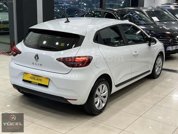 HATASIZ BOYASIZ 2022 MODEL RENAULT CLİO TESLA EKRAN GERİ GÖRÜŞ