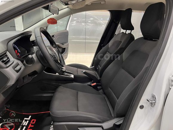 HATASIZ BOYASIZ 2022 MODEL RENAULT CLİO TESLA EKRAN GERİ GÖRÜŞ
