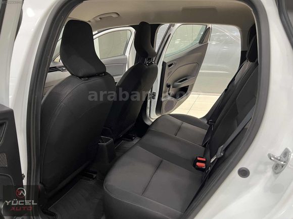 HATASIZ BOYASIZ 2022 MODEL RENAULT CLİO TESLA EKRAN GERİ GÖRÜŞ