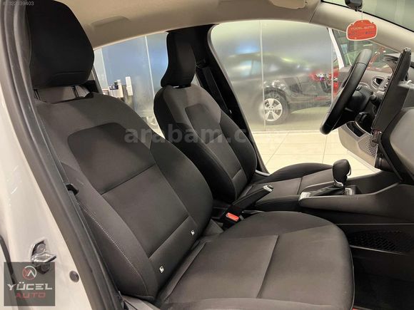 HATASIZ BOYASIZ 2022 MODEL RENAULT CLİO TESLA EKRAN GERİ GÖRÜŞ