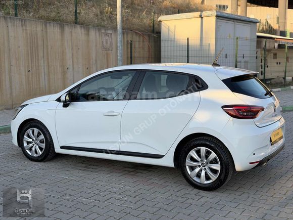 2022 MODEL 1.0 TCE BENZİN OTOMATİK CLİO