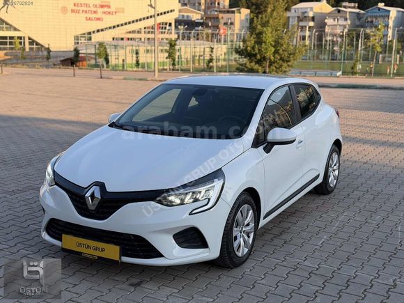 2022 MODEL 1.0 TCE BENZİN OTOMATİK CLİO