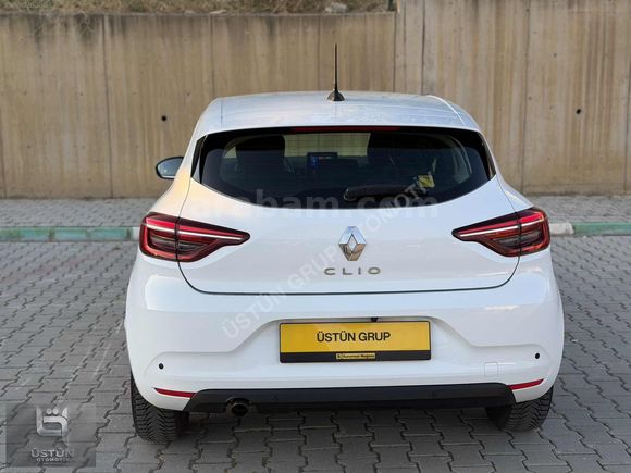 2022 MODEL 1.0 TCE BENZİN OTOMATİK CLİO