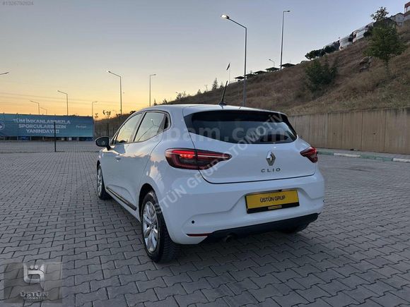 2022 MODEL 1.0 TCE BENZİN OTOMATİK CLİO