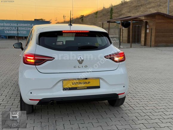 2022 MODEL 1.0 TCE BENZİN OTOMATİK CLİO