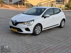 2022 MODEL 1.0 TCE BENZİN OTOMATİK CLİO