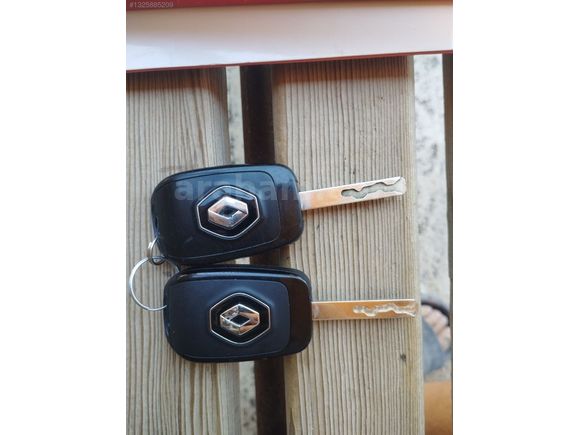 133 bin km de sadece 4 parça lokal boyalı Tesla ekranlı otomatik