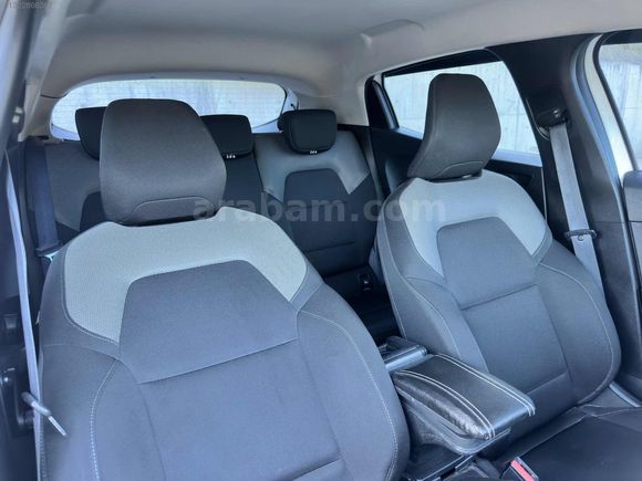 ! HATASIZ CLİO 1.0 TCE JOY X-TRONİC 59.600 KM'DE !