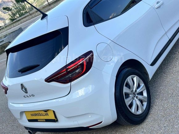 ! HATASIZ CLİO 1.0 TCE JOY X-TRONİC 59.600 KM'DE !