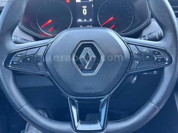! HATASIZ CLİO 1.0 TCE JOY X-TRONİC 59.600 KM'DE !