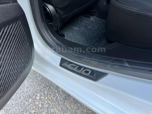! HATASIZ CLİO 1.0 TCE JOY X-TRONİC 59.600 KM'DE !