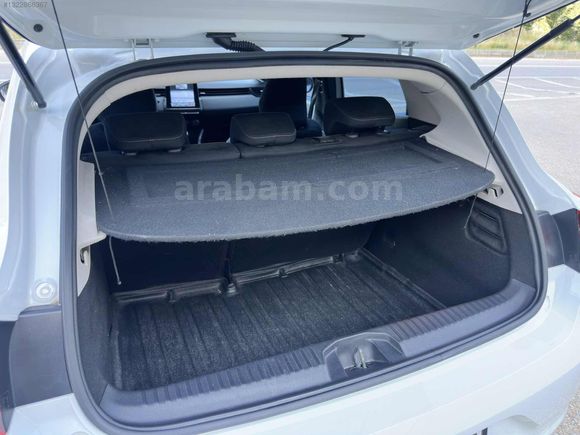 ! HATASIZ CLİO 1.0 TCE JOY X-TRONİC 59.600 KM'DE !