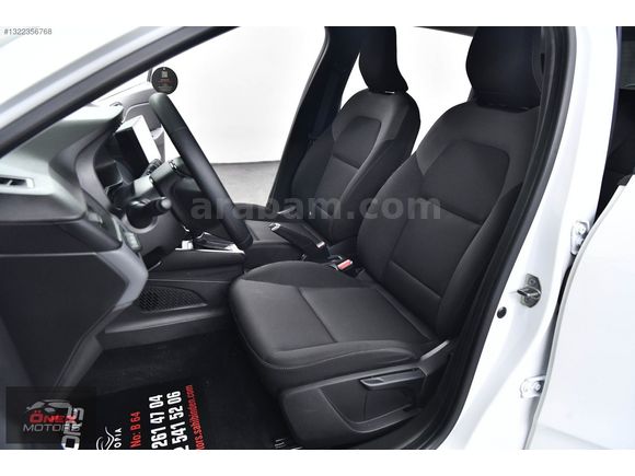 ÖNER MOTORS'DAN 360 BİN PEŞİN 2023 RENAULT CLİO