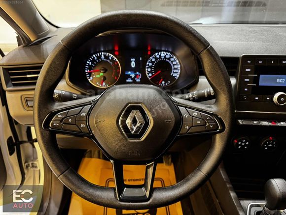 EC AUTO 2023 RENAULT CLIO BOYASIZ DEĞİŞENSİZ 12 TAKSİT