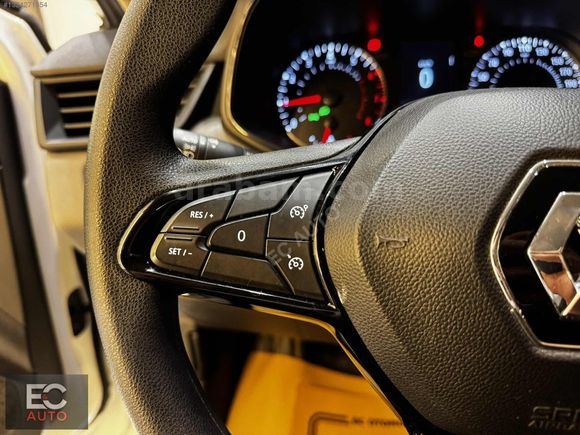 EC AUTO 2023 RENAULT CLIO BOYASIZ DEĞİŞENSİZ 12 TAKSİT