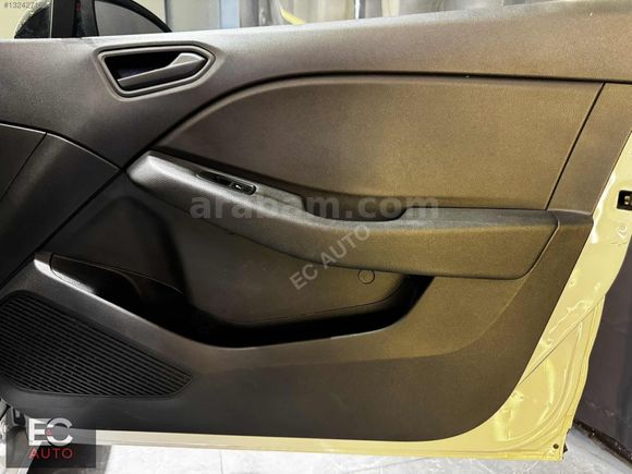 EC AUTO 2023 RENAULT CLIO BOYASIZ DEĞİŞENSİZ 12 TAKSİT