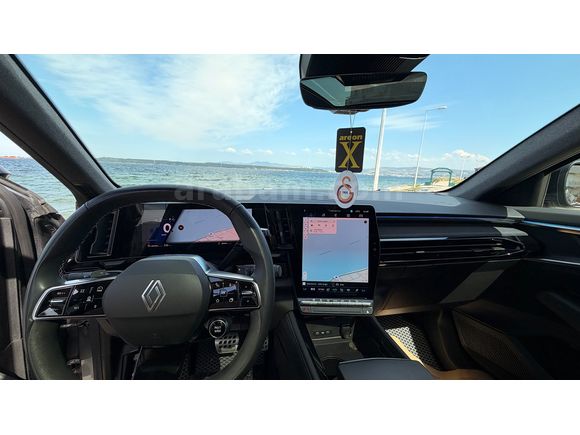 Bayan memurdan Sahibinden Renault Austral 1.3 Hybrid Techno Esprit Alpine 2024 Model 