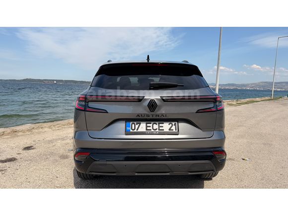 Bayan memurdan Sahibinden Renault Austral 1.3 Hybrid Techno Esprit Alpine 2024 Model 