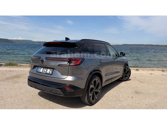 Bayan memurdan Sahibinden Renault Austral 1.3 Hybrid Techno Esprit Alpine 2024 Model 
