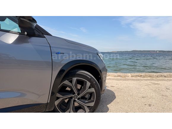 Bayan memurdan Sahibinden Renault Austral 1.3 Hybrid Techno Esprit Alpine 2024 Model 