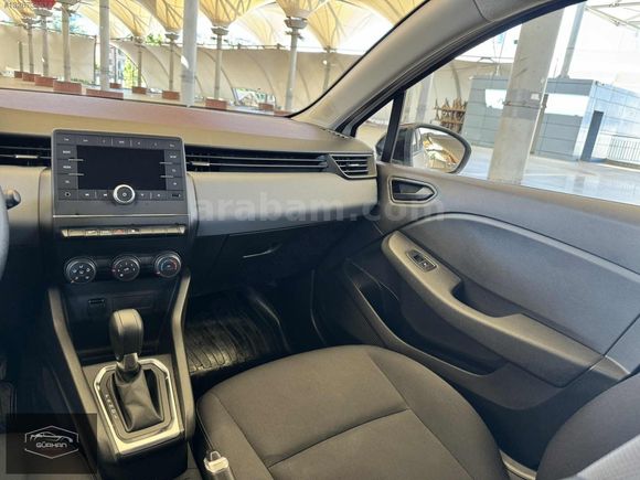 2023 RENAULT CLİO 1.0 TCe JOY , ORJINAL HATASIZ AYARINDA .
