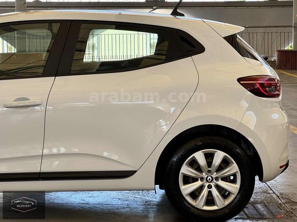 2023 RENAULT CLİO 1.0 TCe JOY , ORJINAL HATASIZ AYARINDA .