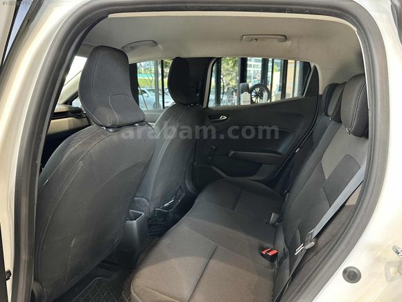 NOVA CAR'DAN RENAULT CLIO HB JOY 1.0TCE OTOMATİK/ÇELİK JANT