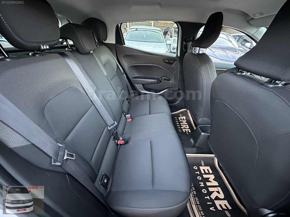 EMRE_DEN_2021_RENAULT_CLİO_TESLA_EKRAN_GERİ_GÖRÜŞ_KAMERA_OTOM