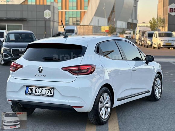 EMRE_DEN_2021_RENAULT_CLİO_TESLA_EKRAN_GERİ_GÖRÜŞ_KAMERA_OTOM