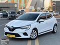 EMRE_DEN_2021_RENAULT_CLİO_TESLA_EKRAN_GERİ_GÖRÜŞ_KAMERA_OTOM