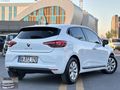 EMRE_DEN_2021_RENAULT_CLİO_TESLA_EKRAN_GERİ_GÖRÜŞ_KAMERA_OTOM