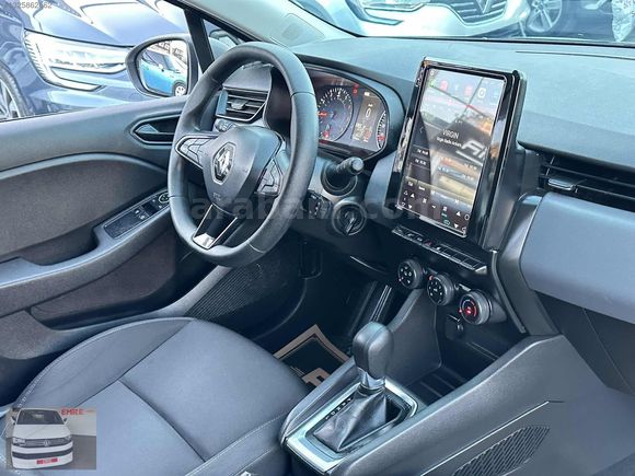 EMRE_DEN_2021_RENAULT_CLİO_TESLA_EKRAN_GERİ_GÖRÜŞ_KAMERA_OTOM