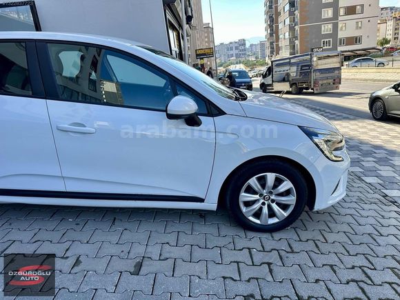 2022 MODEL RENAULT CLİO JOY 1.0 TCE TESLA EKRAN OTOMATİK
