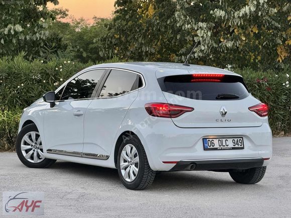 2022 MODEL CLİO 1.0 OTOMATİK 78 BİN KM DE SERVİS BAKIMLI