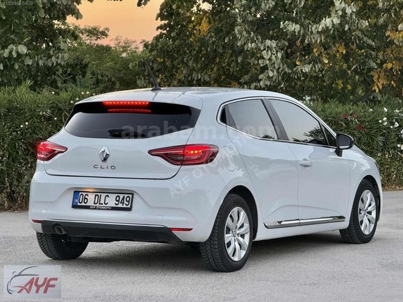 2022 MODEL CLİO 1.0 OTOMATİK 78 BİN KM DE SERVİS BAKIMLI