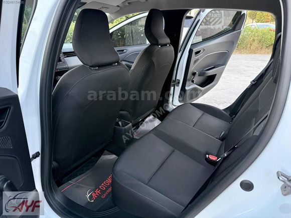 2022 MODEL CLİO 1.0 OTOMATİK 78 BİN KM DE SERVİS BAKIMLI