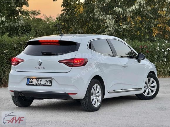 2022 MODEL CLİO 1.0 OTOMATİK 78 BİN KM DE SERVİS BAKIMLI