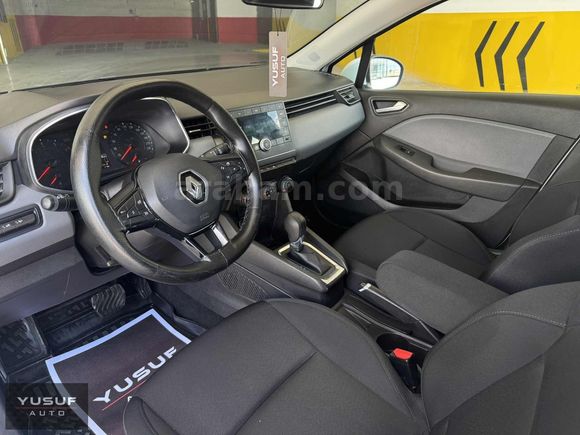 HATASIZ BOYASIZ 2021 MODEL RENAULT CLİO 1.0TCe JOY 96.000KM