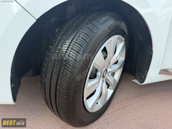 BEST AUTO'DAN 2021 MODEL OTOMATİK CLİO 1.0 TCE JOY
