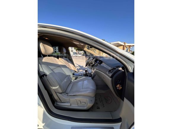 Sahibinden Renault Latitude 1.5 dCi Executive 2012 Model 