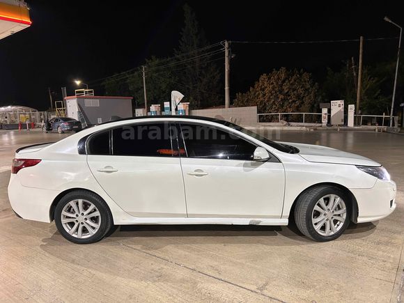 Sahibinden Renault Latitude 1.5 dCi Executive 2012 Model 